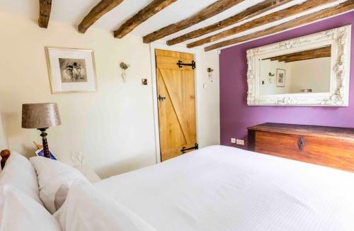 Darton House | Four bed barn conversion Junction 37 38 M1