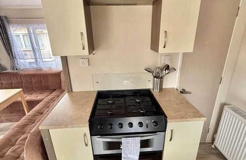 Glasgow House | Four-bed Delta Caravan, Glasgow