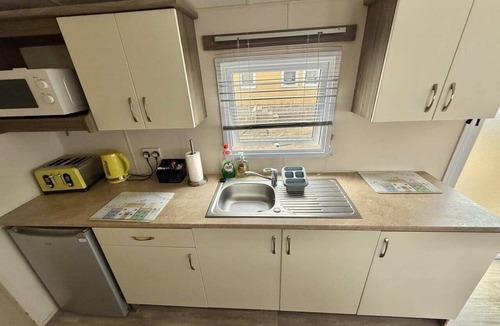 Glasgow House | Four-bed Delta Caravan, Glasgow