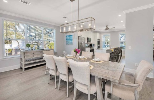 Saint Simons Heights House | Four Bedrooms with heated pool!