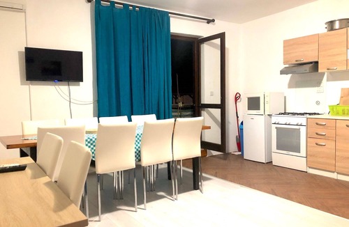 Mrljane Apartment | Four-bedroom apartment with terrace and sea view Mrljane (Pašman) (A-20850-d)