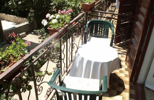 Sucuraj Apartment | Four-bedroom apartment near beach Sućuraj (Hvar) (A-578-b)