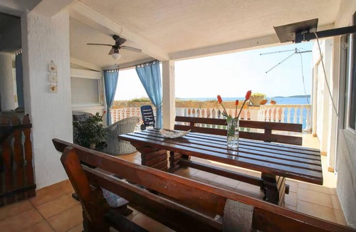Milna Apartment | Four bedroom cozy apartment in Milna
