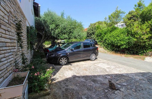 Milna Apartment | Four bedroom cozy apartment in Milna