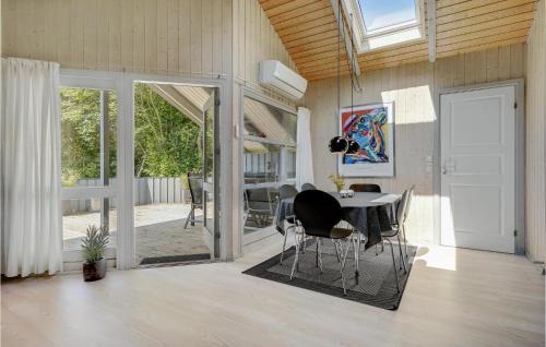 Dronningmolle House | Four-Bedroom Holiday Home In Dronningmolle