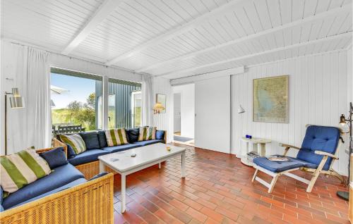 Nørre Lyngvig House | Four-Bedroom Holiday Home In Ringkobing