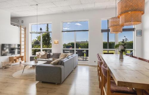 Fynshav House | Four-Bedroom Holiday Home Haderslev With A Room Hot Tub 01