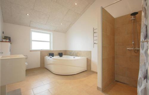 Fynshav House | Four-Bedroom Holiday Home In Haderslev