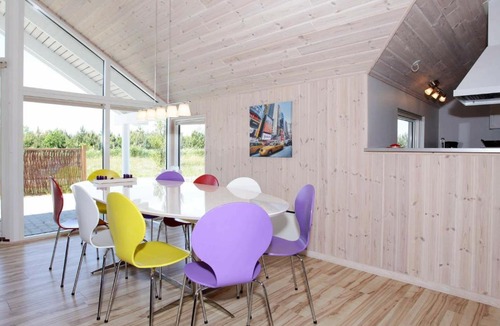 Kramnitse House | Four-Bedroom Holiday home in Rødby 7