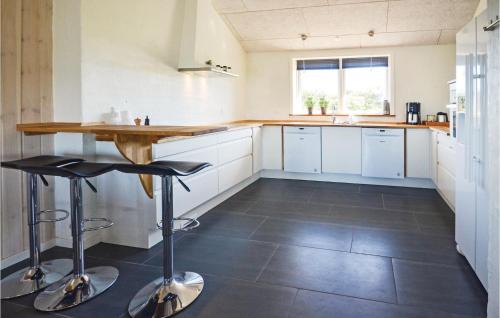 Agger House | Four-Bedroom Holiday Home In Vestervig