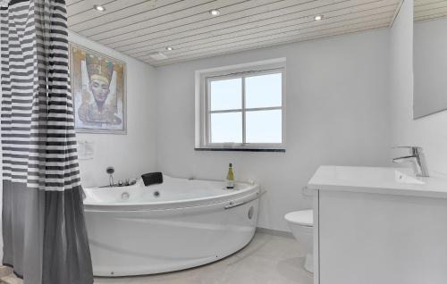 Bagenkop House | Four-Bedroom Holiday Home In Bagenkop