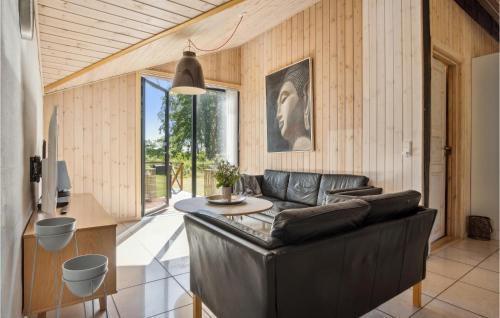 Ho House | Four-Bedroom Holiday Home In Blavand