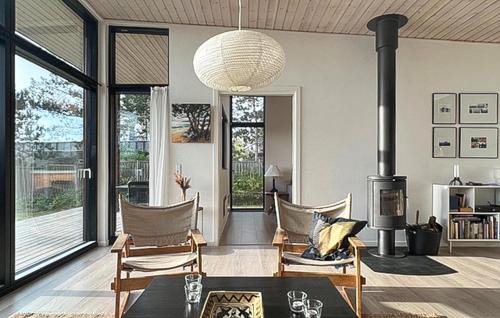 Femmøller House | Four-Bedroom Holiday Home In Ebeltoft
