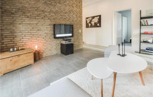 Øksenmølle House | Four-Bedroom Holiday Home In Ebeltoft