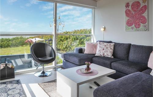Hjerting House | Four-Bedroom Holiday Home In Esbjerg V