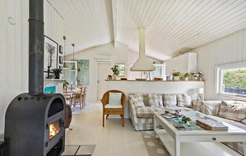 Hornbaek House | Four-Bedroom Holiday Home In Hornbak