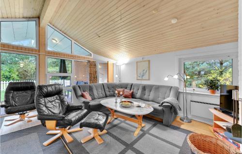 Sønder Nissum House | Four-Bedroom Holiday Home In Ulfborg