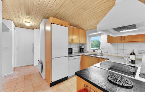 Sønder Nissum House | Four-Bedroom Holiday Home In Ulfborg