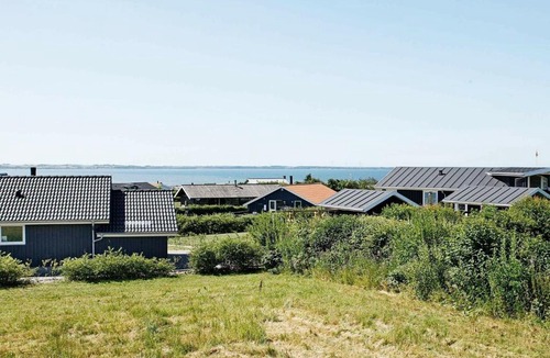 Vinderup House | Four-Bedroom Holiday home in Vinderup 3
