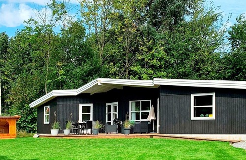 Arrild Ferieby House | Four-Bedroom Holiday home in Toftlund 6