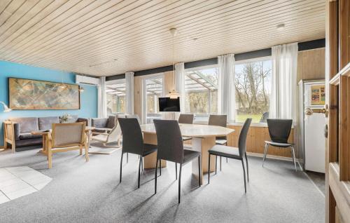 Bork Havn House | Four-Bedroom Holiday Home In Hemmet