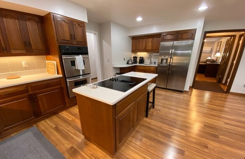 Birchwood Farms House | Four-bedroom Home in Birchwood Farms Golf & Country Club community – Near Ski Resorts