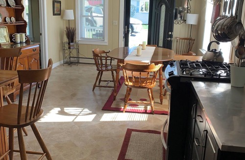 Town of Owasco House | Four bedroom home in the beautiful Finger Lakes region includes lake access!