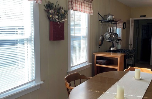 Town of Owasco House | Four bedroom home in the beautiful Finger Lakes region includes lake access!