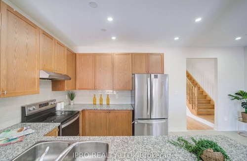 Milton House | Four bedroom house in Milton with Parking.