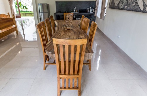 Melayang Villa | Four Bedroom Villa among rice fields in Ubud hearth of Bali