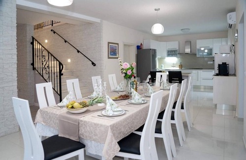 Lecevica Villa | Four Bedroom Villa with Pool