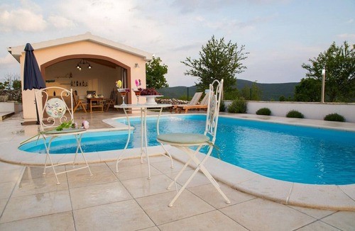 Lecevica Villa | Four Bedroom Villa with Pool