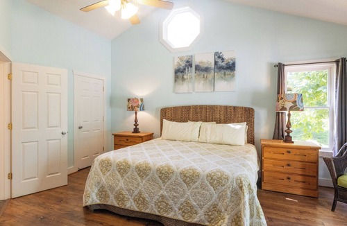 Grand Rivers Condo | Four Bedroom Yacht Condo