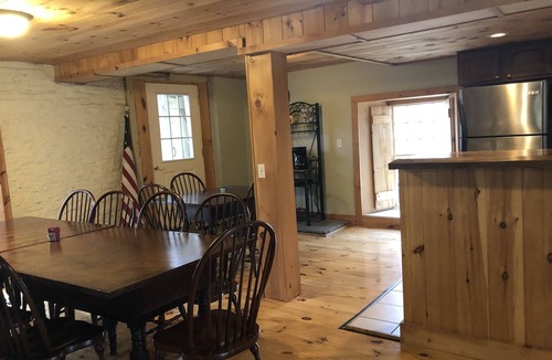 Cooperstown House | FOUR BEDROOOM SUITES AND SHARED SALTWATER POOL