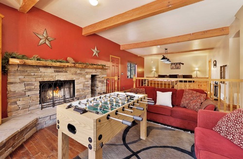 Evergreen Estates House | Four Happy Bears Estate #1277