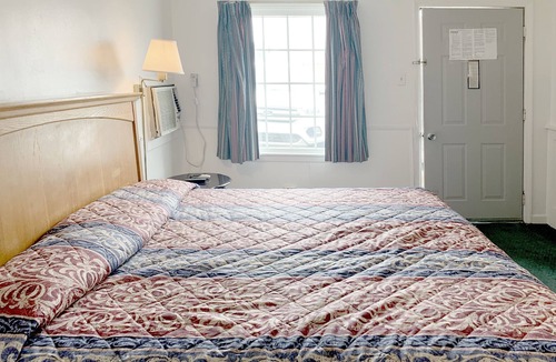 Portsmouth Hotel | Four Keys Inn