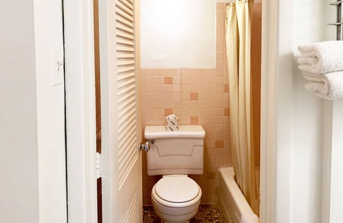 Portsmouth Hotel | Four Keys Inn