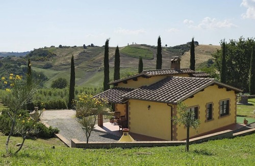 Cinigiano House | Four-leaf clover