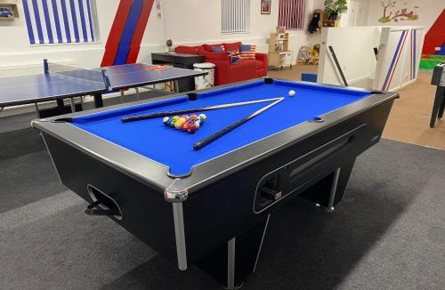 Carlisle House | Four Oaks House