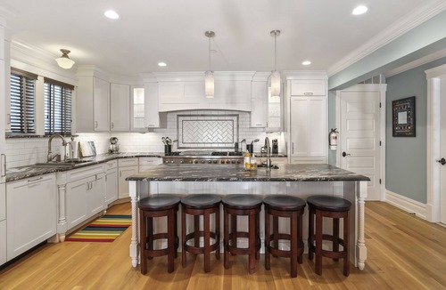 Ocean Grove House | Four Oceanview Balconies overlooking the beach!