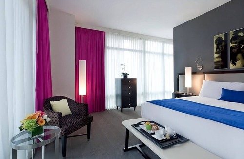 Rose Hill Hotel | Four Pet-friendly Units with Balcony, Onsite Parking, Pool, Walk to Union Square