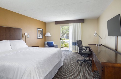 Buffalo Grove Hotel | Four Points by Sheraton Buffalo Grove