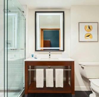 Clearview Hotel | Four Points by Sheraton Oakville