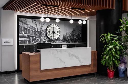 Queens Hotel | Four Points by Sheraton Flushing