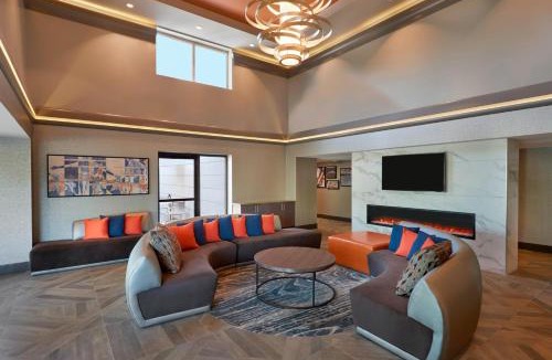 Hamilton Hotel | Four Points by Sheraton Hamilton - Stoney Creek