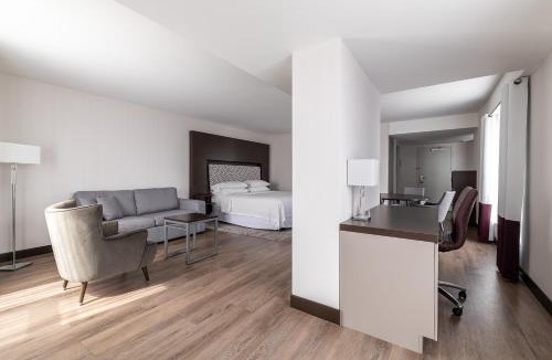 Paine-Sec Hotel | Four Points by Sheraton Lévis Convention Centre