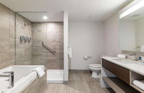 Paine-Sec Hotel | Four Points by Sheraton Lévis Convention Centre
