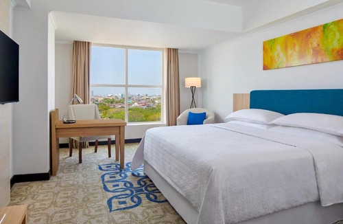 Makassar Hotel | Four Points by Sheraton Makassar