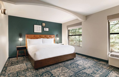 Southwest Raleigh Hotel | Four Points by Sheraton Raleigh Arena