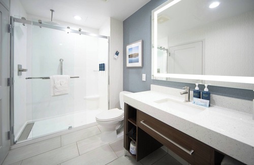 Westover Hotel | Four Points by Sheraton Fayetteville Fort Bragg